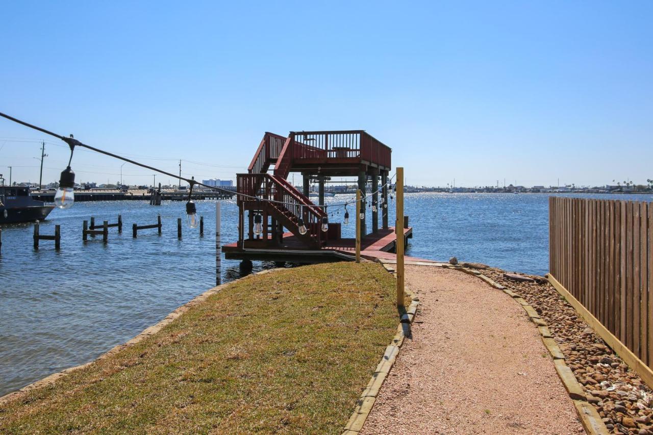 Pool Days And Dock Nights Villa Galveston Luaran gambar