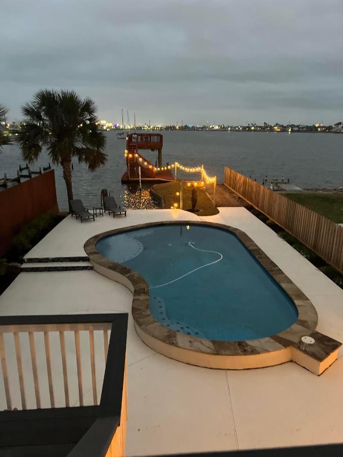Pool Days And Dock Nights Villa Galveston Luaran gambar