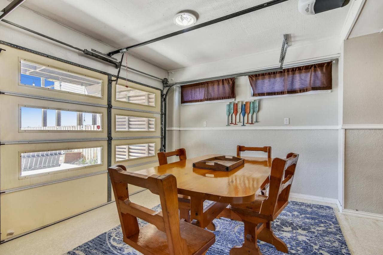Pool Days And Dock Nights Villa Galveston Luaran gambar