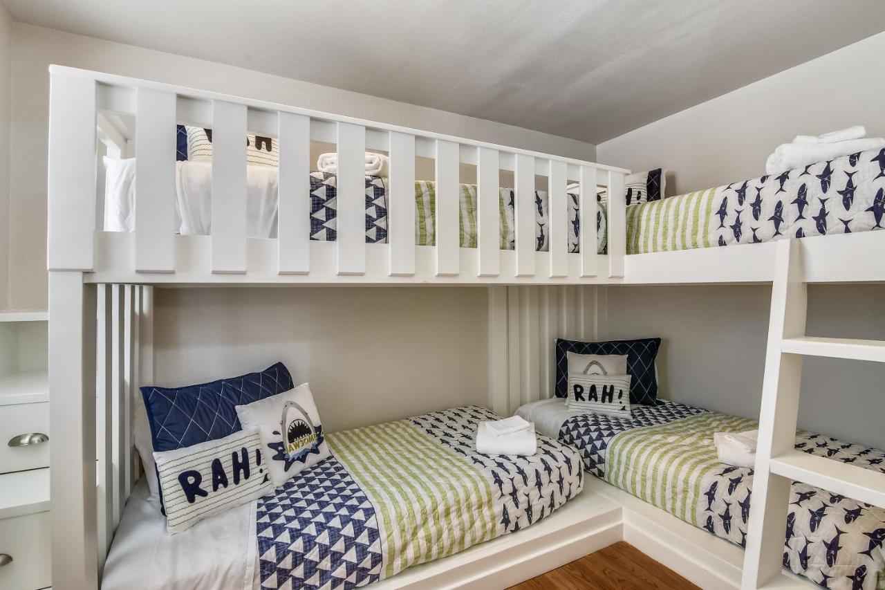 Pool Days And Dock Nights Villa Galveston Luaran gambar