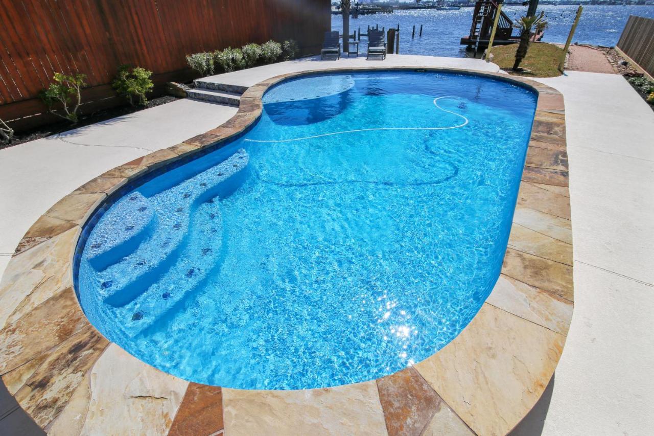 Pool Days And Dock Nights Villa Galveston Luaran gambar