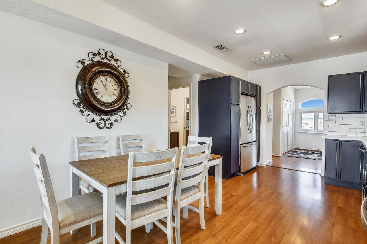 Pool Days And Dock Nights Villa Galveston Luaran gambar